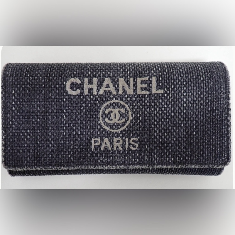 CHANEL Navy and Gray Women's Deauville Long Wallet